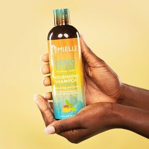 Mielle nourishing mango & tulsi shampoo